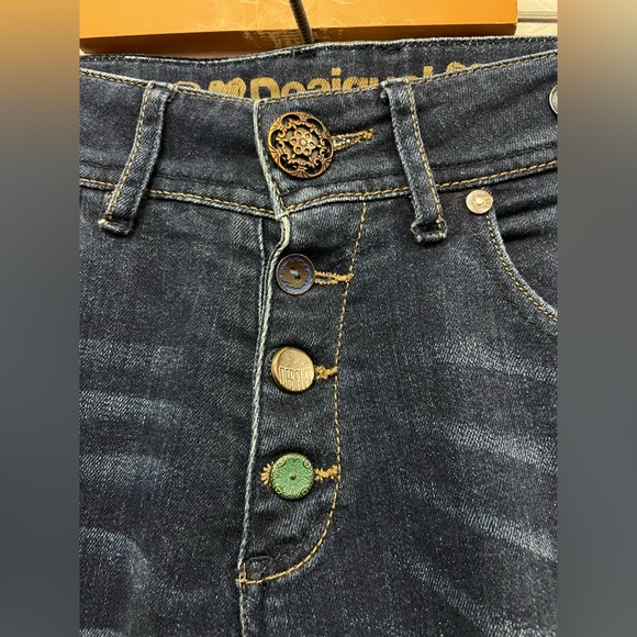 Desigual Yes! Denim Embroidered Button Fly Jeans, Size 28 (see measurements) - Picture 8 of 8